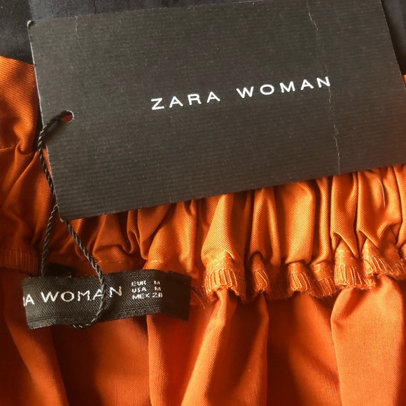 Mini Skirt - Picture 3 of 3